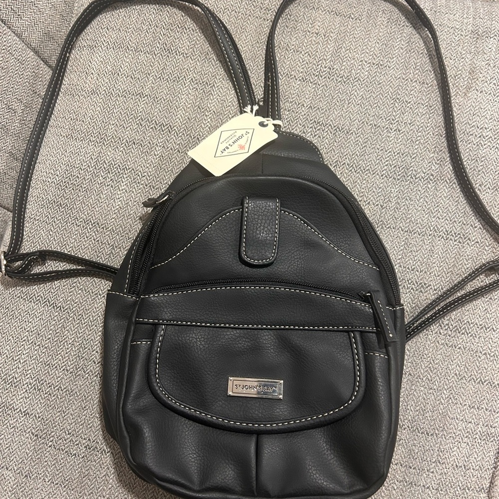 St John’s Bay Black Backpack Purse Adjustable Straps Zip Pockets Faux Leather